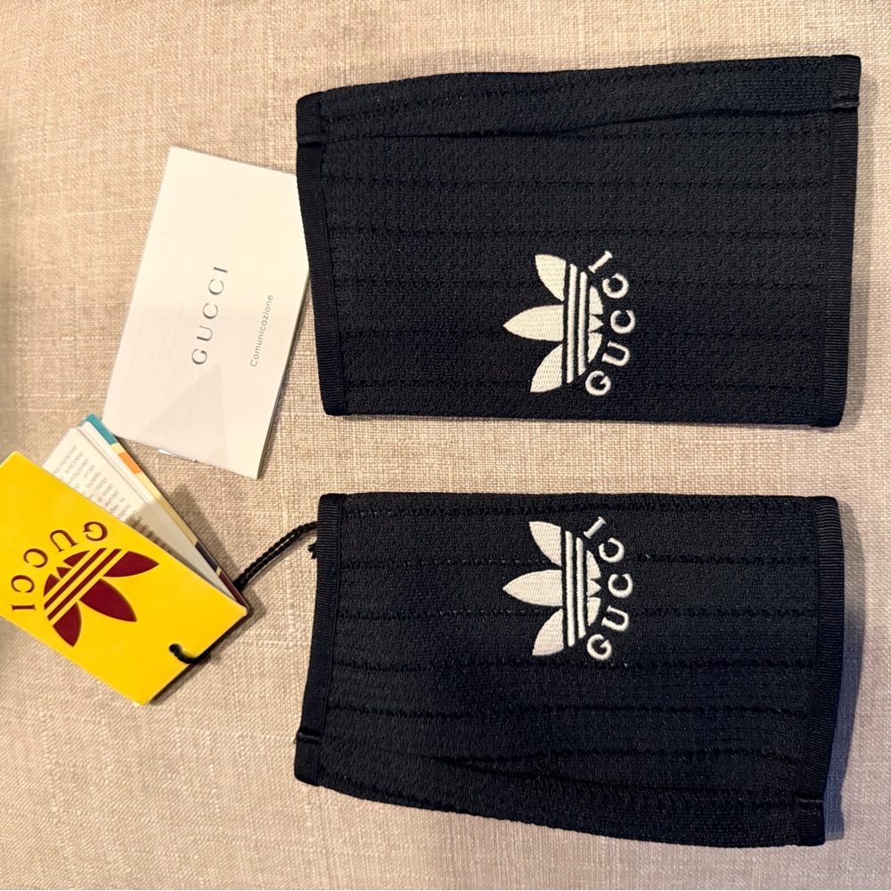 Gucci Black and White Striped Card Holders